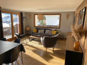 Appartement vieux Bois rénové avec terrasse